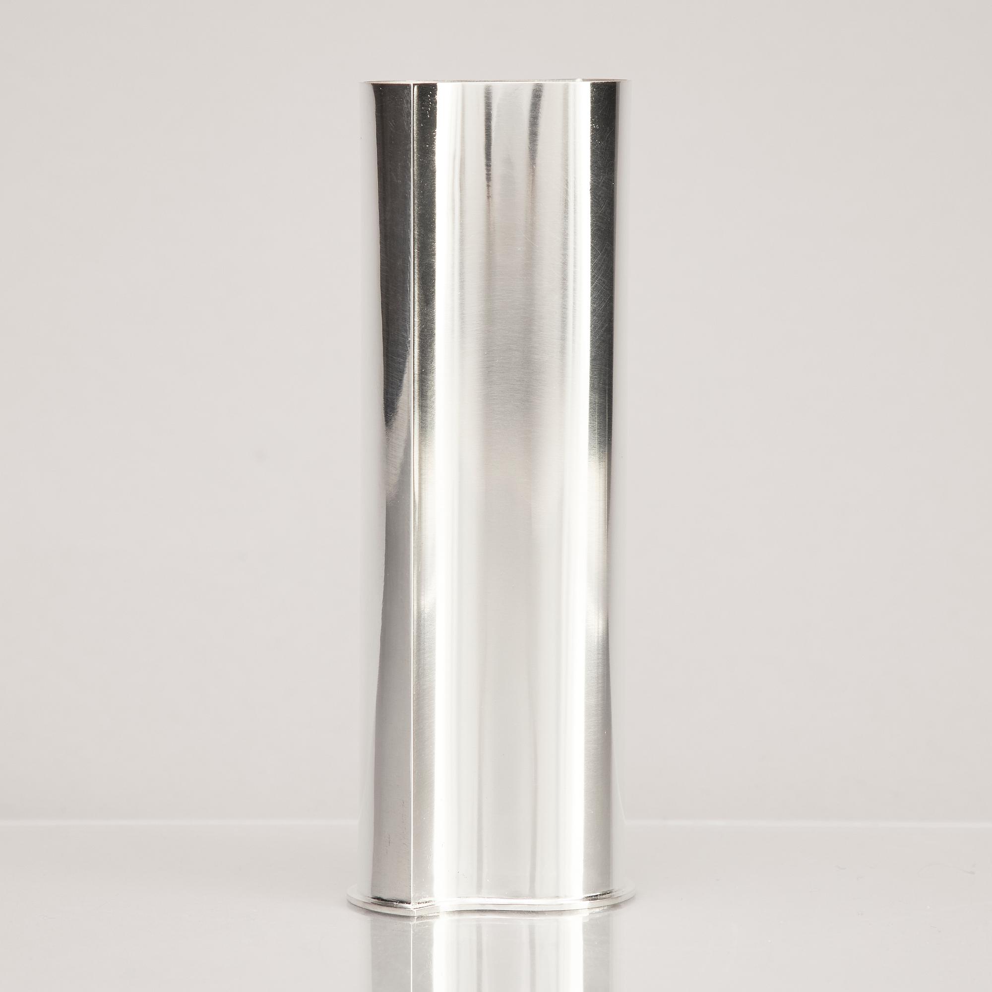 Rolf Lindståhl, vas, sterling silver, Stockholm 2020.