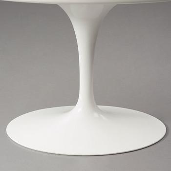Eero Saarinen, a 'Tulip' dining table, Knoll International, 21st Century.