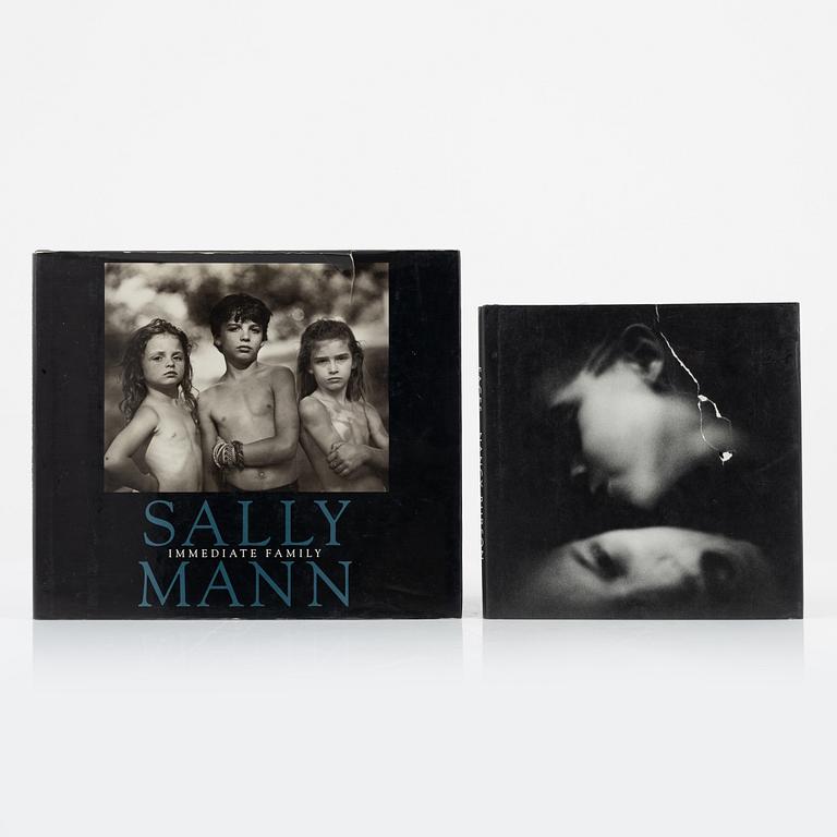 Sally Mann, Nancy Burson, Annie Liebovitz, Cindy Sherman, 4 photobooks.