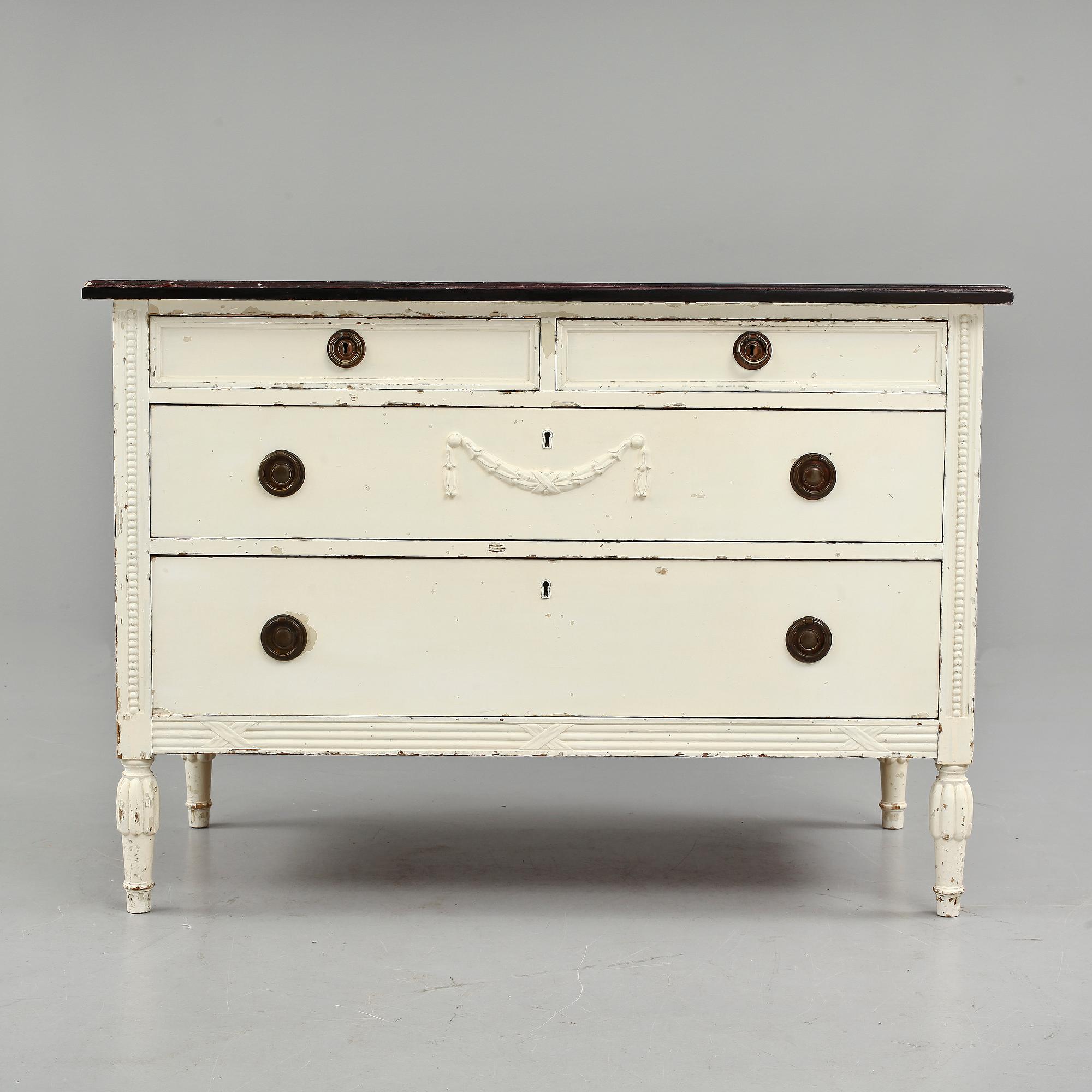 BYRÅ, gustaviansk stil, 1900-tal.