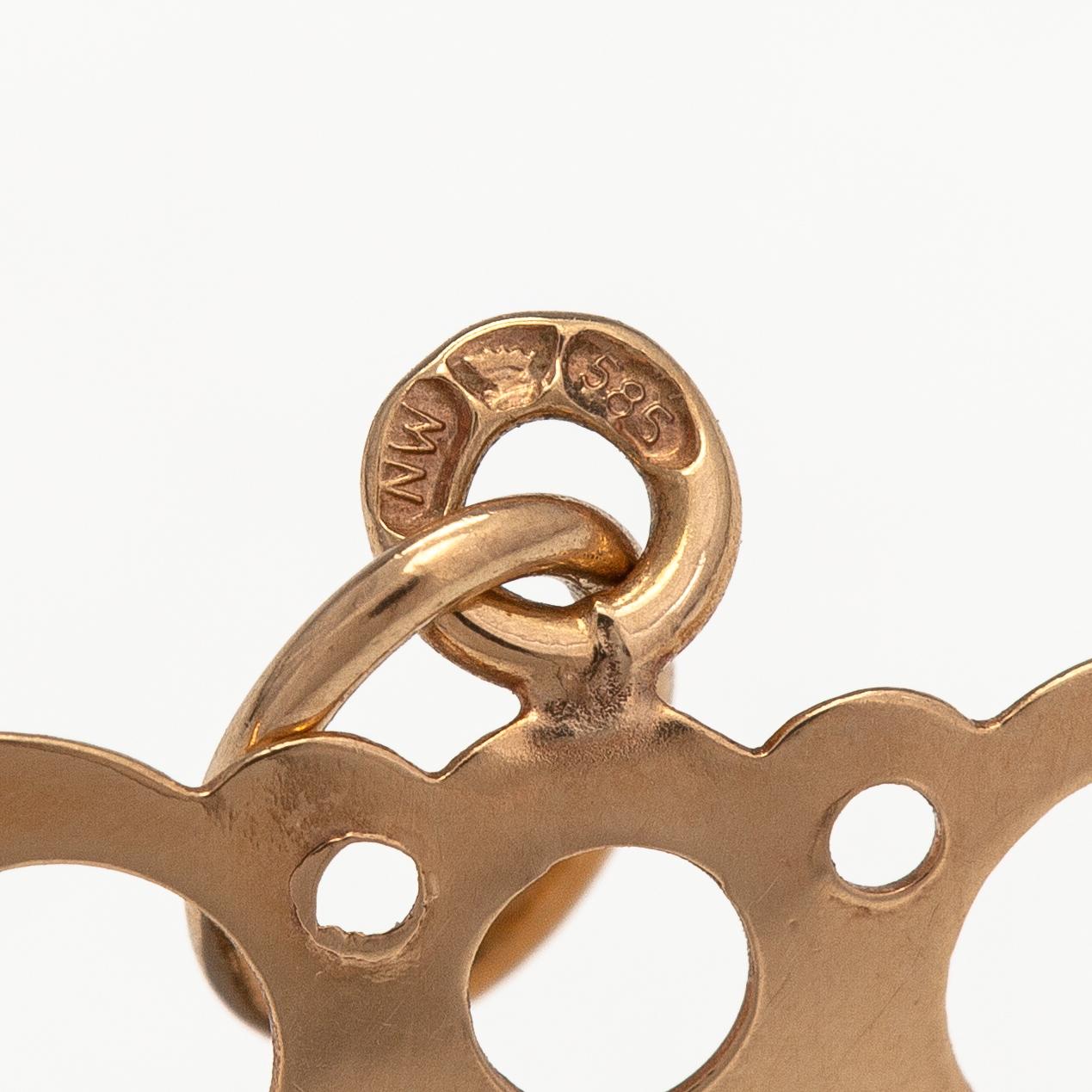 Liisa Vitali, "Pitsi", A  pendant and a pair of earrings made of 14K gold. Westerback, Helsinki.