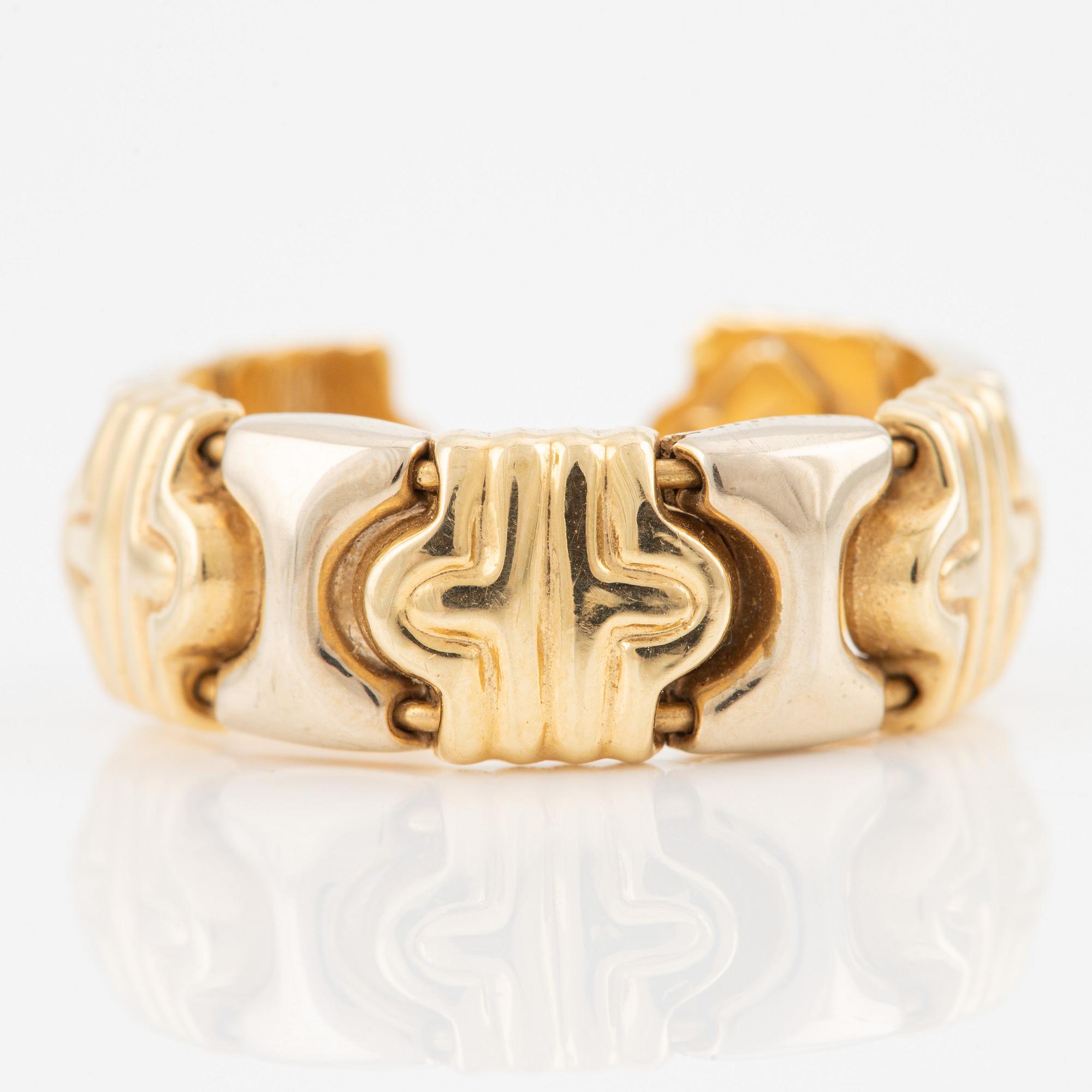 Ring samt örhängen, ett par, 18K guld, Italien.
