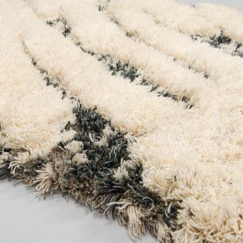 Riitta-Maija Oksanen, A ryijy rug, model for Helmi Vuorelma. Circa 175 x 115 cm.