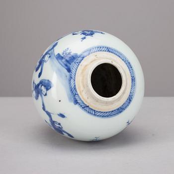 KRUKA, porslin, Kina, Qian Long (1736-1795).