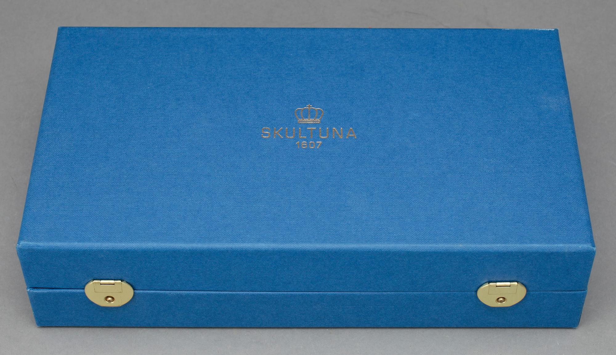 LJUSSTAKAR, 3 st, mässing. Pierre Forsell, Skultuna.