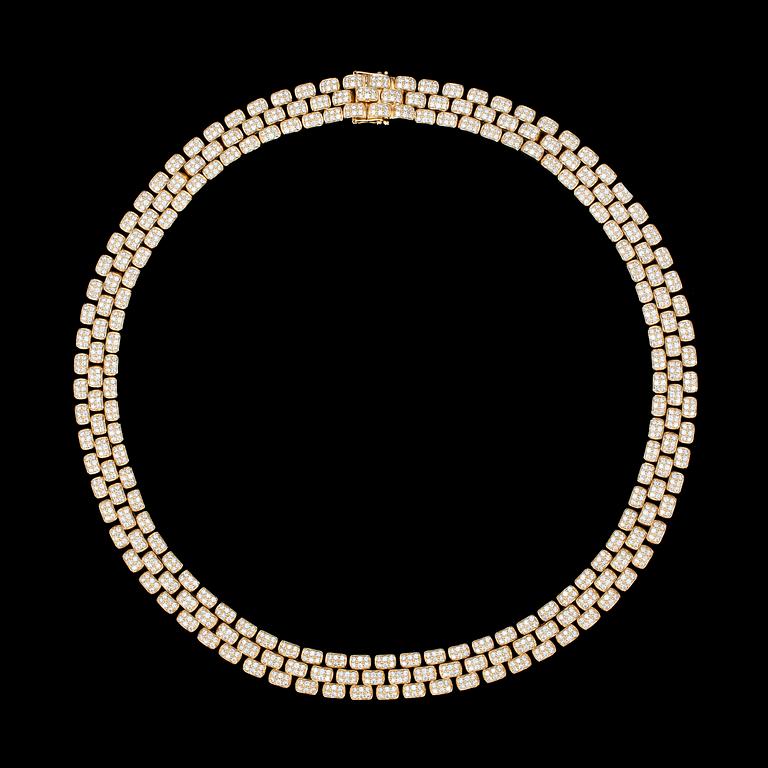 COLLIER, 1332 infattade briljantslipade diamanter, tot. 10.51 ct.