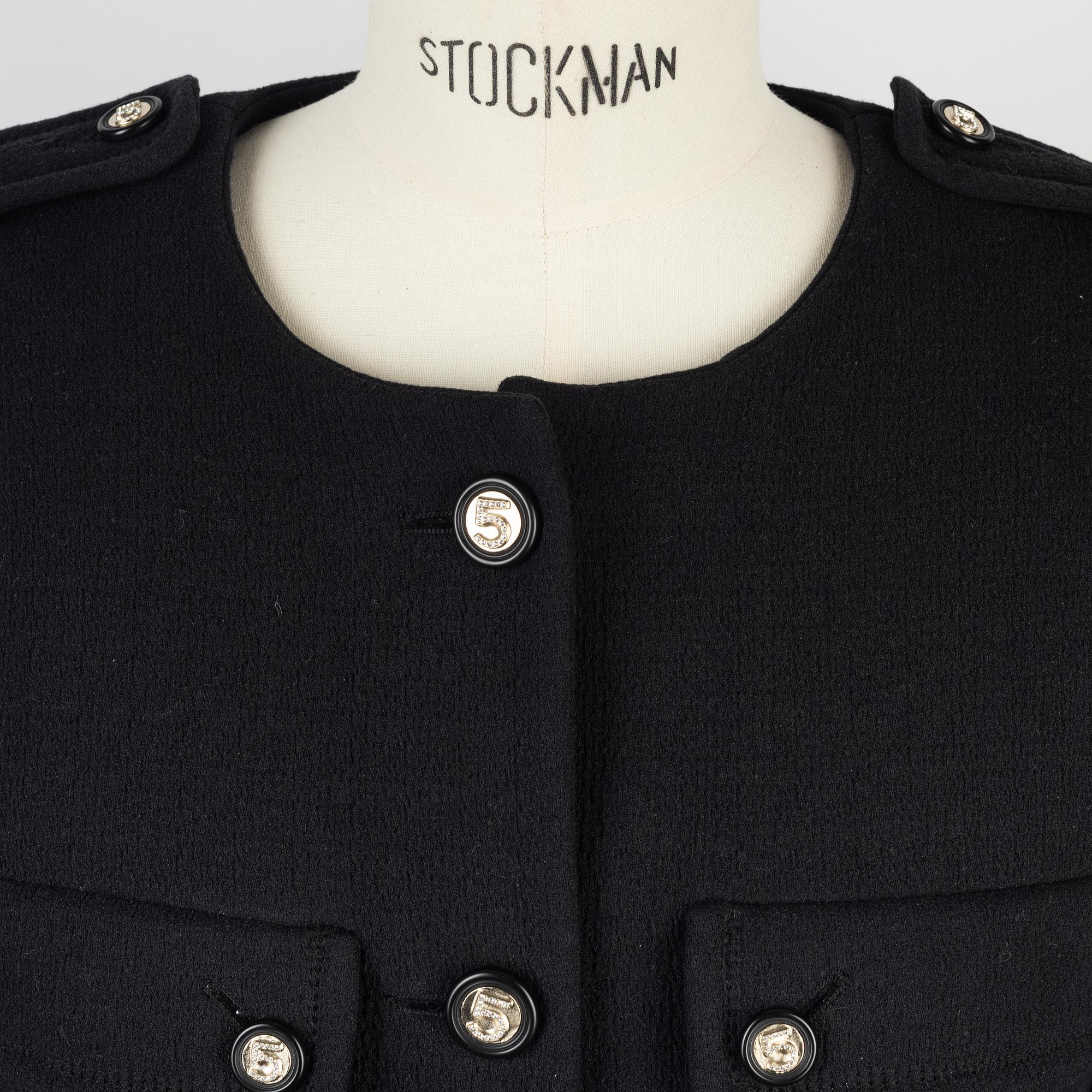 Chanel, jacket, size 38.