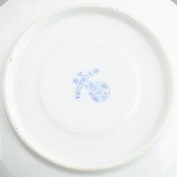 Eight porcelain coffeecups with saucers, Kusnetsov, Russia, around 1900.