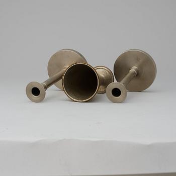 BJÖRN TRÄGÅRDH, sannolikt, vas och ljusstakar, ett par,  Firma Svenskt Tenn, Stockholm 1928-29.