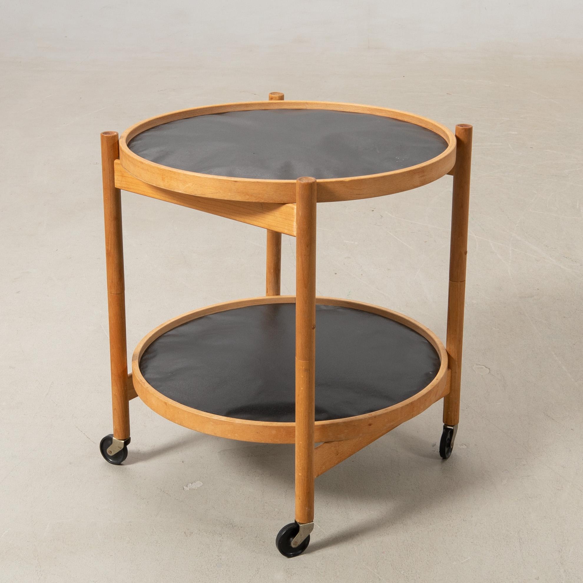 Hans Bølling, brick table "Bølling tray table" for Brdr. Krüger, 21st century.