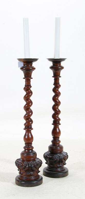 GOLVLJUSSTAKAR, ett par, trä, 1900-tal.