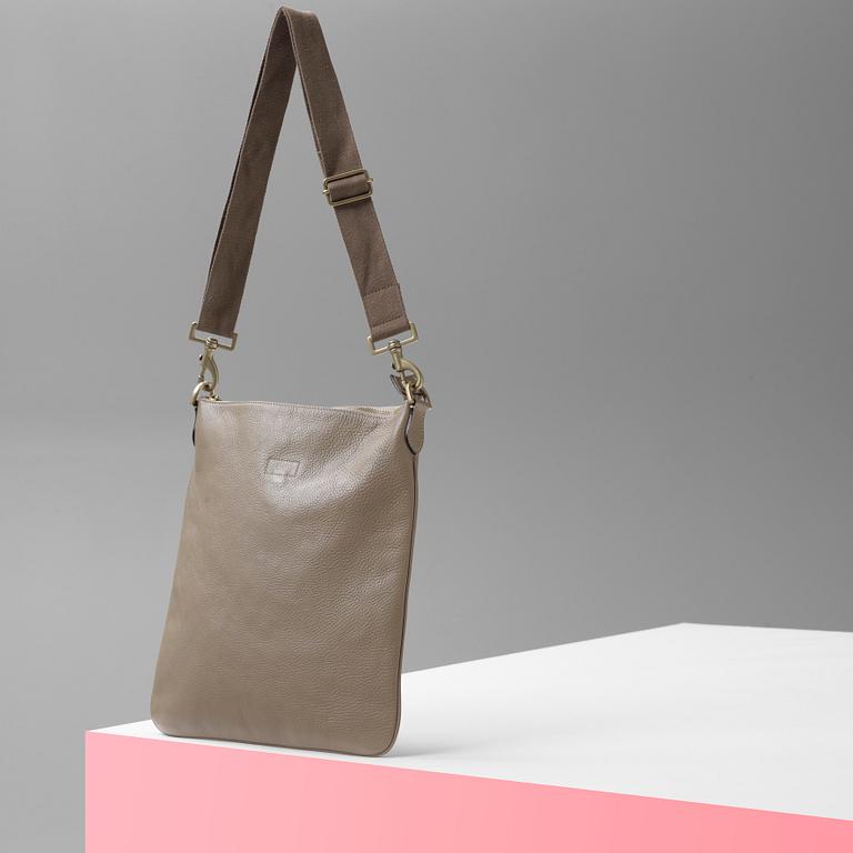AXELREMSVÄSKA, "Seth messenger bag", Mulberry.