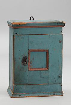 HÄNGSKÅP, allmoge, 1700-tal.