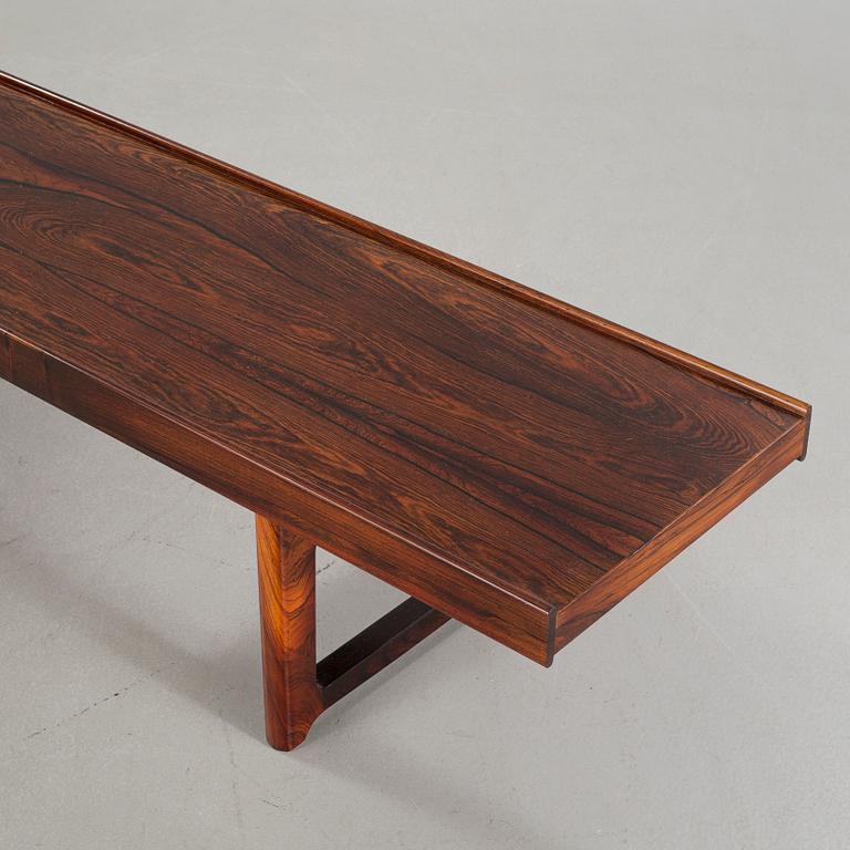 A "Krobo" bench by Torbjörn Afdal for Bruksbo, Norway, second half of the 20th century.