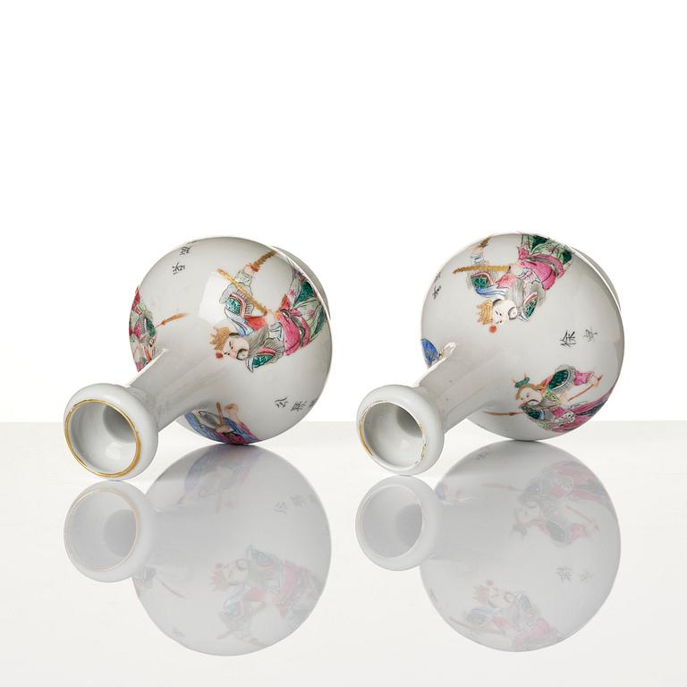 A pair of famille rose 'Wu Shang Pu' vases, Qing dynasty, 19th century.