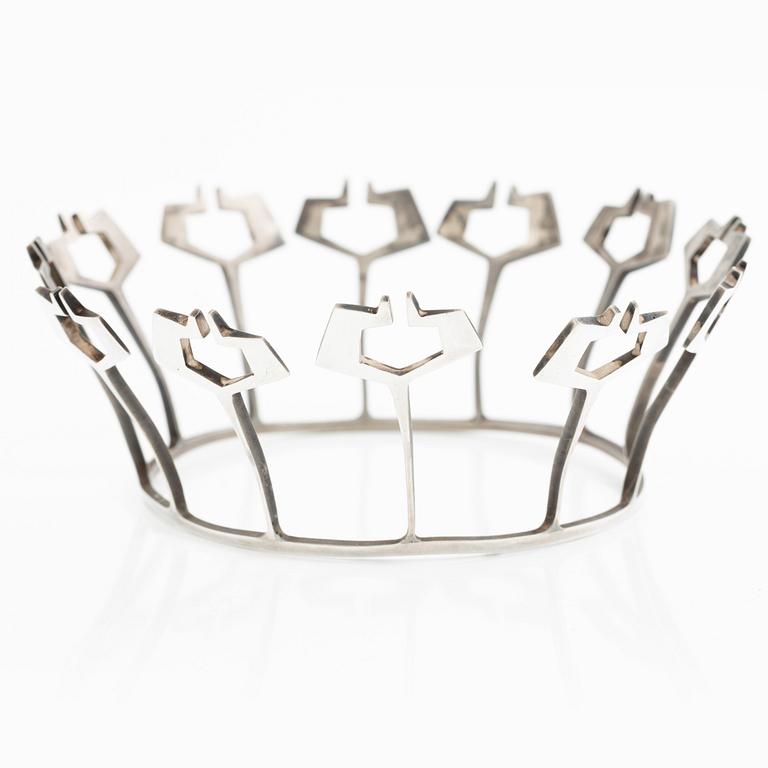 PA Lundahl-Terrs, a crown, two bracelets, a brooch, a earring, and a pendant, silver, Stockholm and Växjö, among others 1961.