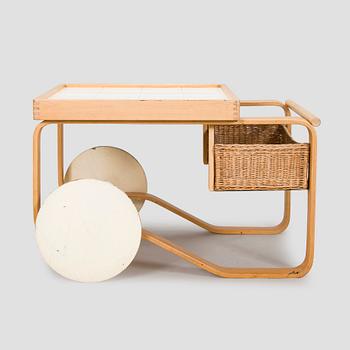 Alvar Aalto, tarjoiluvaunu, malli 900, Artek 1970-luku.