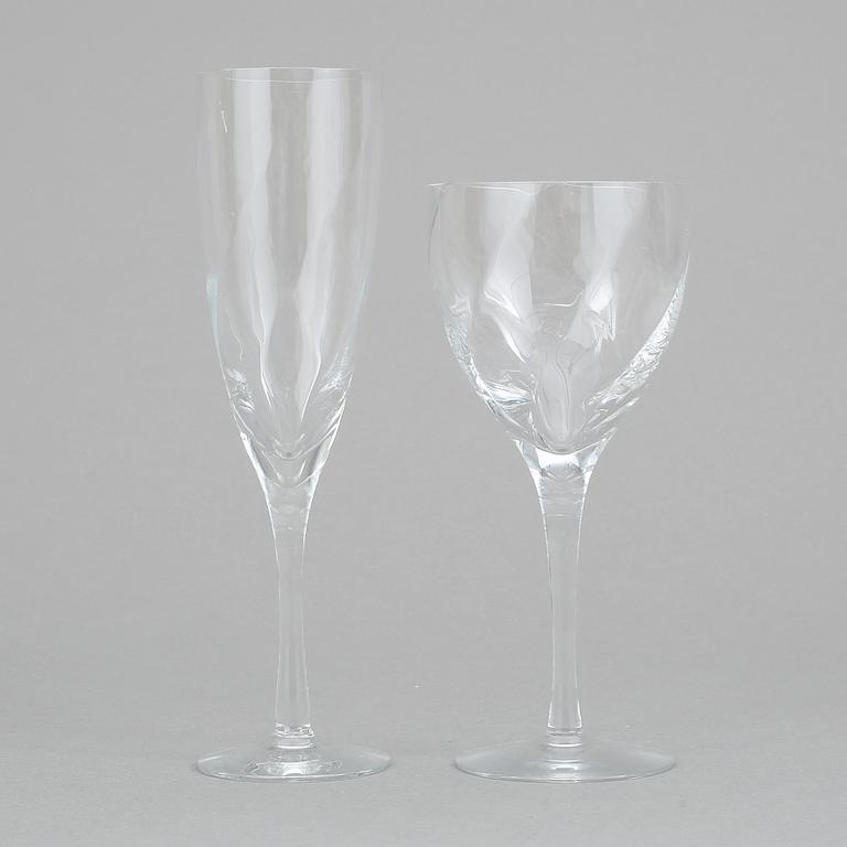 GLASSERVIS, 31 delar, "Chateau", Bertil Vallien, Kosta Boda.