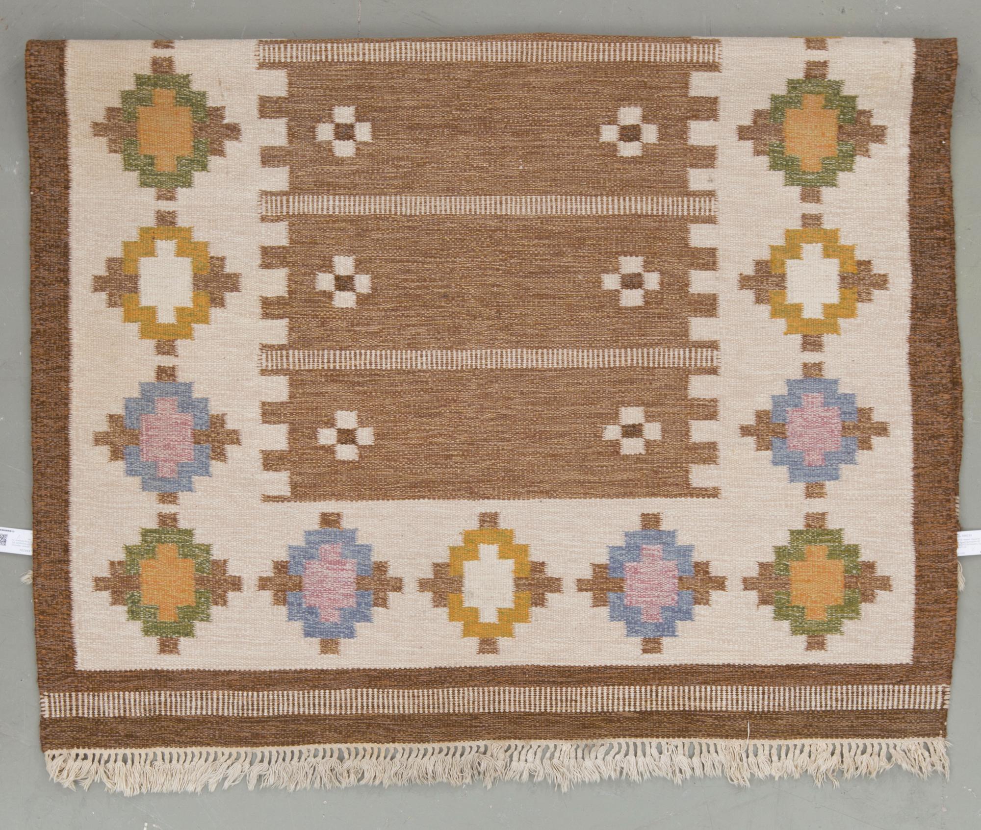 MATTA, rölakan. Signerad med spegelmonogram EE (möjligen Elsa Ekholm). Ca 230x171 cm.