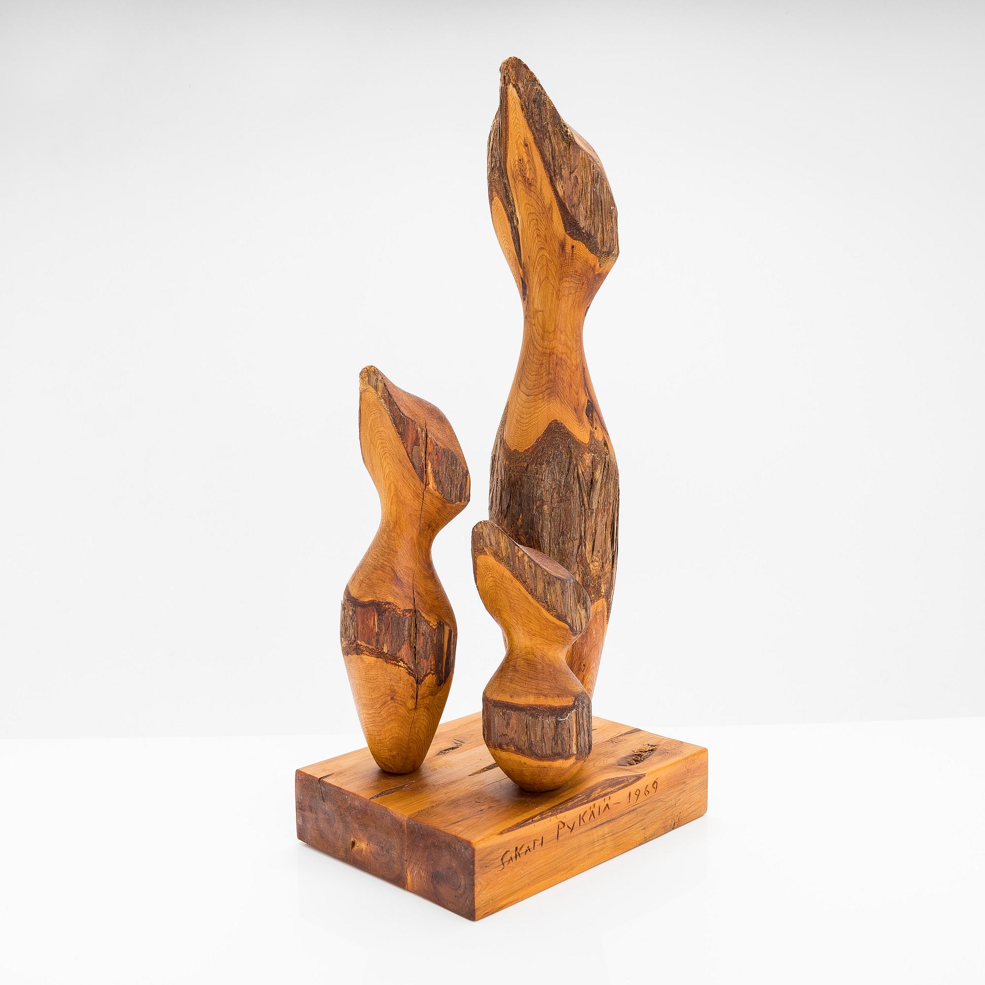 Sakari Pykälä, sculpture, wood, signed and dated 1969.