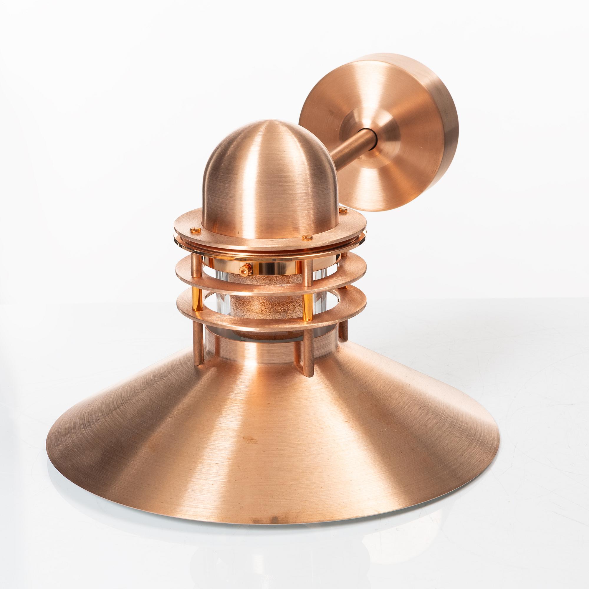 Alfred Homann & Ole V Kjaer, ytterlampa "Nyhavn", Louis Poulsen, Danmark.