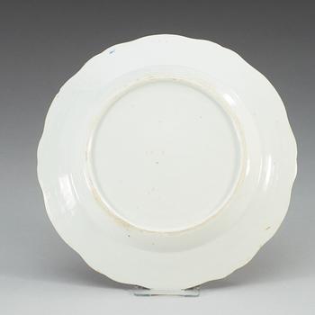 TALLRIKAR, 10 stycken, kompaniporslin. Qing dynastin, Qianlong (1736-95).
