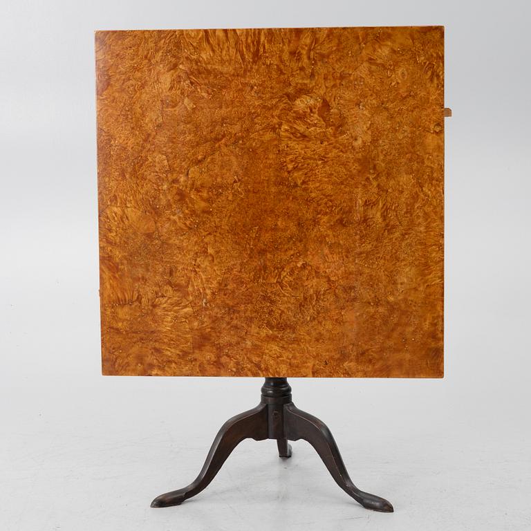 Lars Lindell, gate-leg table, Köping, first half of the 19th century.