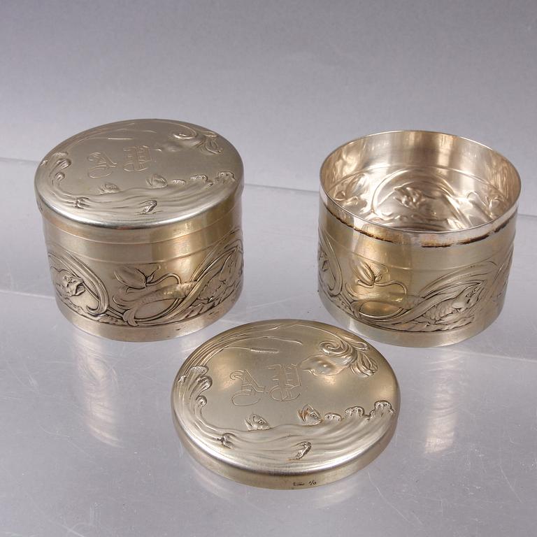 LOCKASKAR, 2 st, vitmetall, WMF, Tyskland, jugend, 1900-talets första hälft.