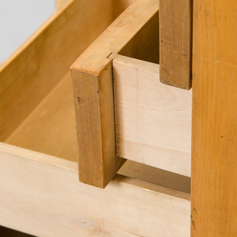 Aino Aalto, An early 1930s 'B96' drawer unit for O.Y. Huonekalu-ja Rakennustyötehdas A.B. Finland.