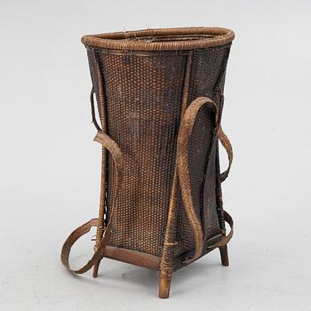 A Vietnamese basket, late 19th century around 1900.