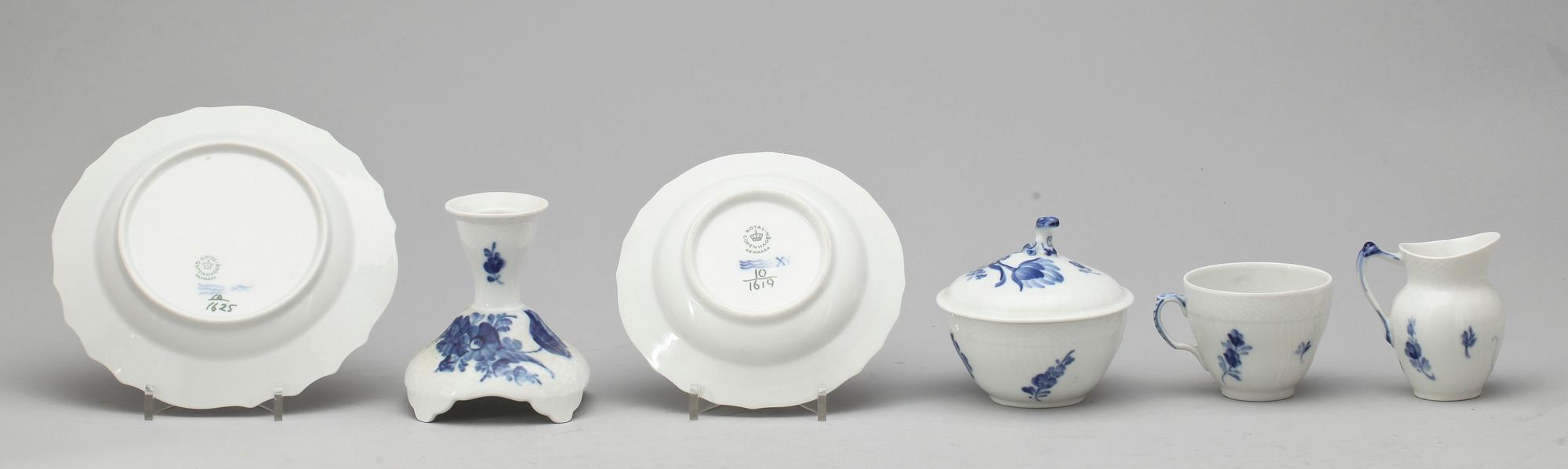 KAFFESERVIS, 43 delar, Blå blomst, Royal Copenhagen.