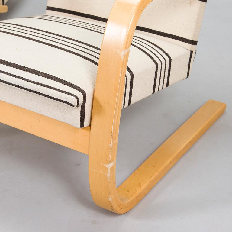 Alvar Aalto, fåtöljer, ett par, modell 401, Artek, 1960-tal.