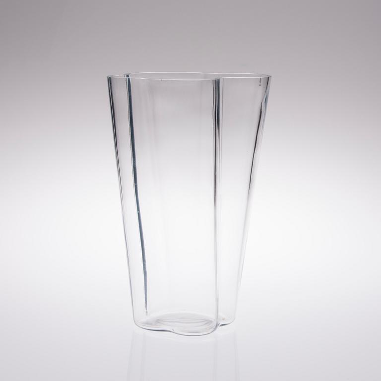 ALVAR AALTO, VAS, glas, märkt Alvar Aalto Iittala 2007.