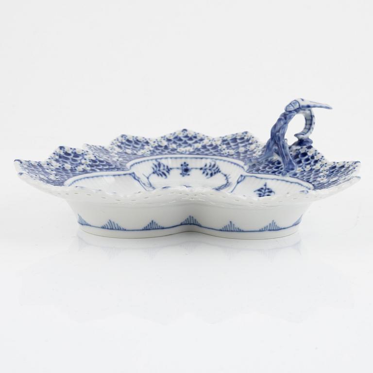 A 'Musselmalet' full-lace porcelain serving dish, Royal Copenhagen, Denmark 1979-1983.