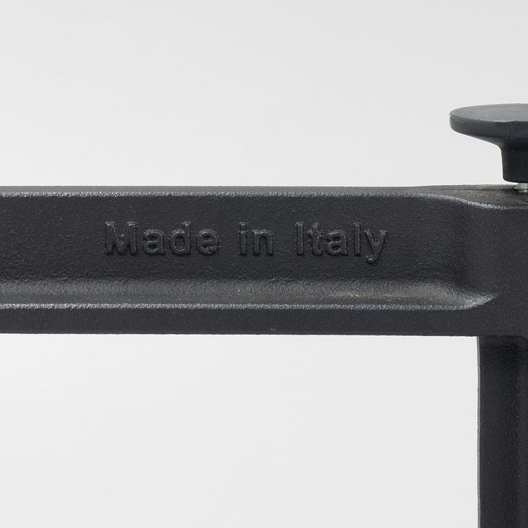 Konstantin Grcic, a table base, "Brut", Magis, Italy.