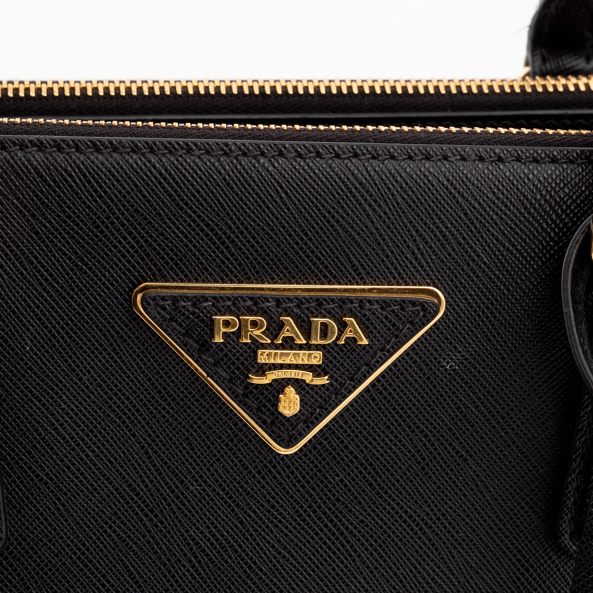 Prada, väska, 2021.