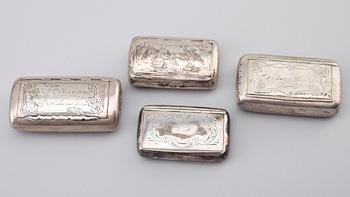 SNUSDOSOR, 4 st, silver, 1800-/1900-tal. Vikt ca 323 gram.