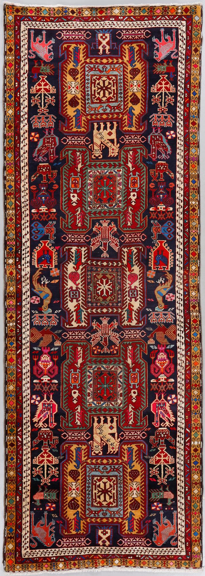 MATTA, Meshkin, 335 x 120 cm.