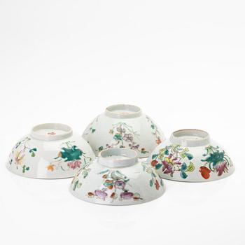A group of four Chinese porcelain bowls and two jars with covers, 19th century/around 1900.
