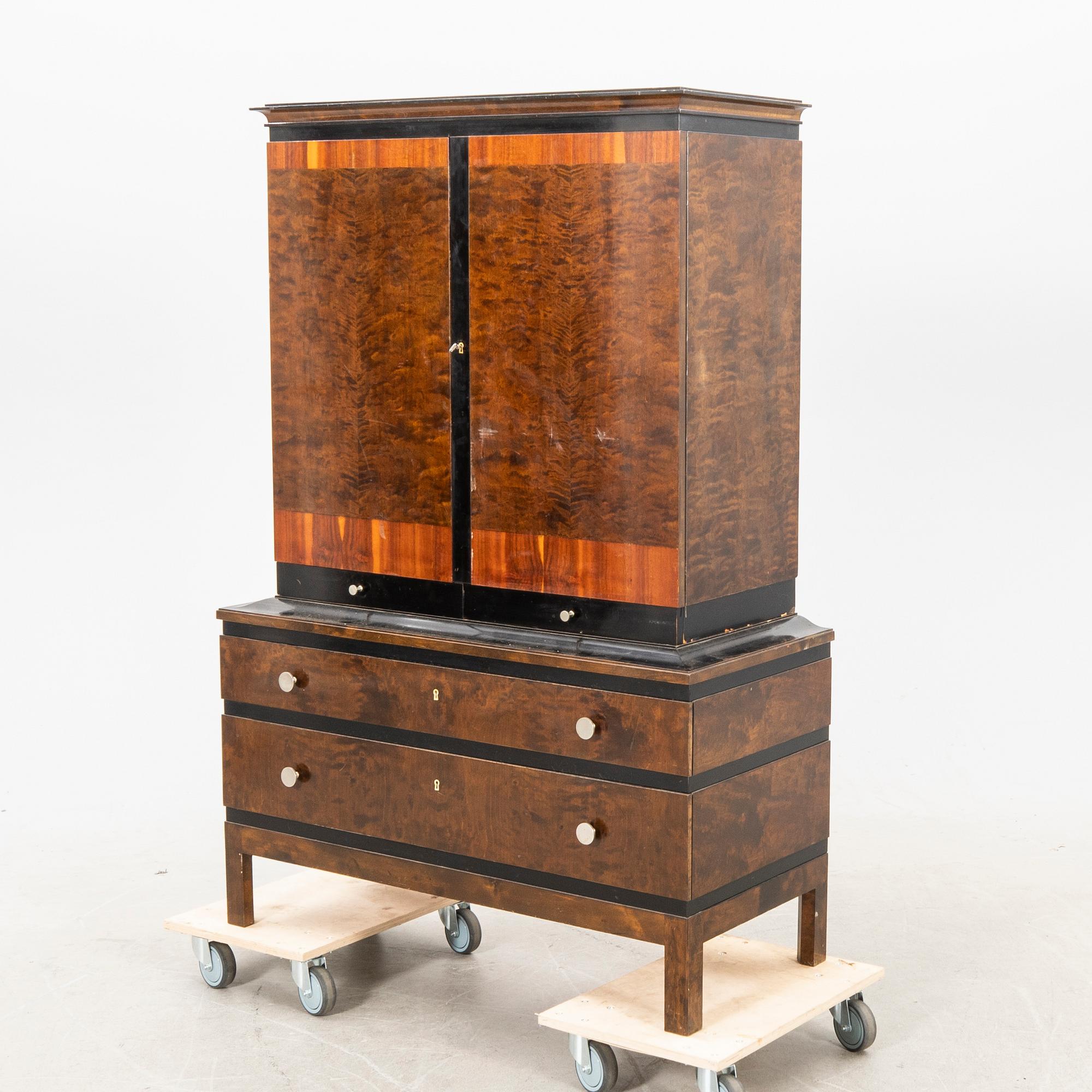 Cabinet Art Deco 1930s/40s.