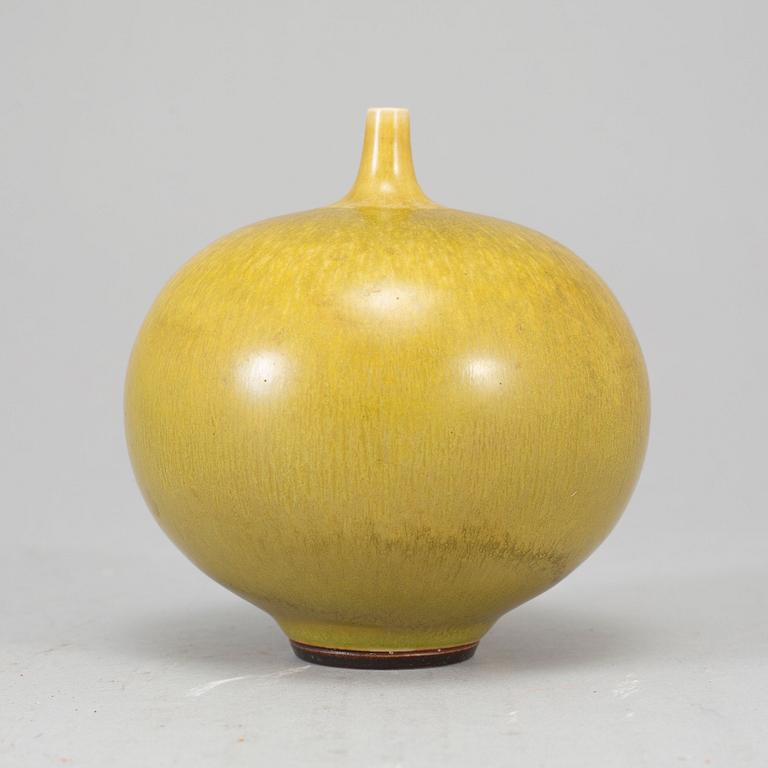 BERNDT FRIBERG, a stoneware vase, Gustavsberg studio, Sweden.