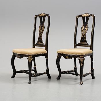 STOLAR, ett par, senbarock, 1700-tal.