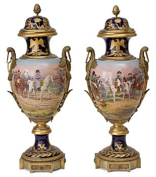 1436. A pair of large bronze mounted vases with covers, France, second half of 19th Century.
