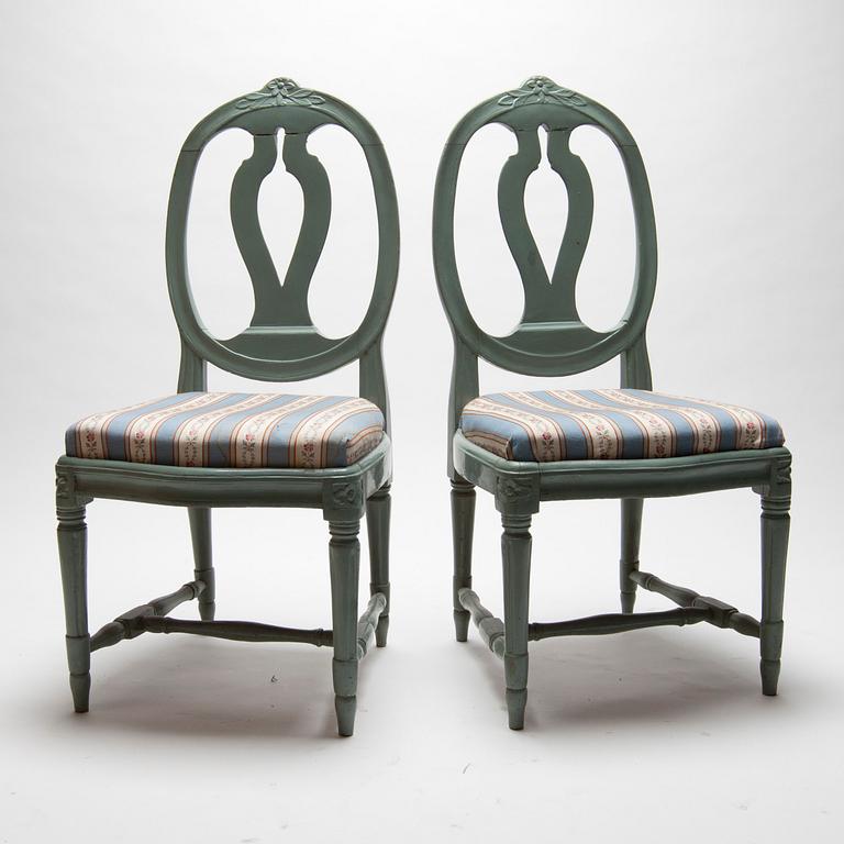 STOLAR, ett par, gustaviansk stil, 1800-tal.