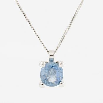 Necklace 14K white gold with sapphire.