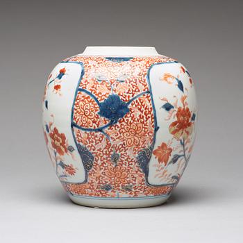 BOJAN, porslin. Qingdynastin, 1700-tal.