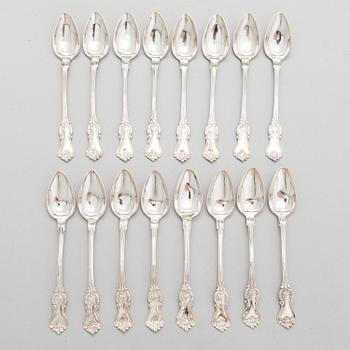 GUSTAF ADOLF BJÖRKLUND, Strösked, gräddsnäcka och skedar, silver, totalt 18 delar, Joensuu, Finland 1870.