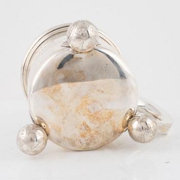 Dryckeskanna, barockstil, CG Hallberg, Stockholm 1904.