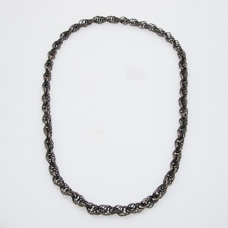 HALSSMYCKE, silver, Kalevala Koru, 1900-talets slut.