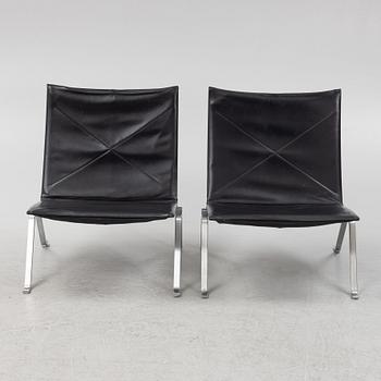 Poul Kjaerholm, fåtöljer, ett par, "PK22", Fritz Hansen, Danmark, 1987.